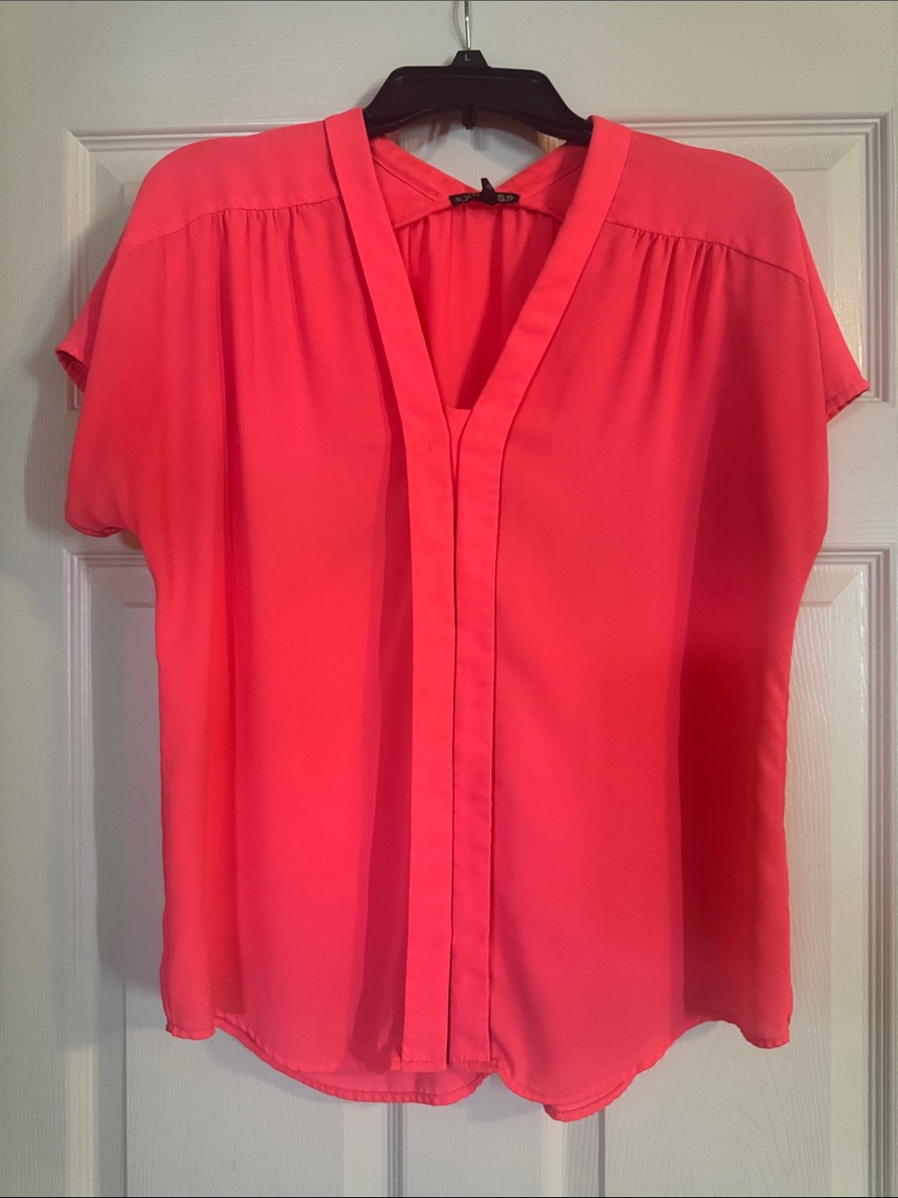 Express Coral (Neon) Pink V-Neck Short Sleeve Blouse